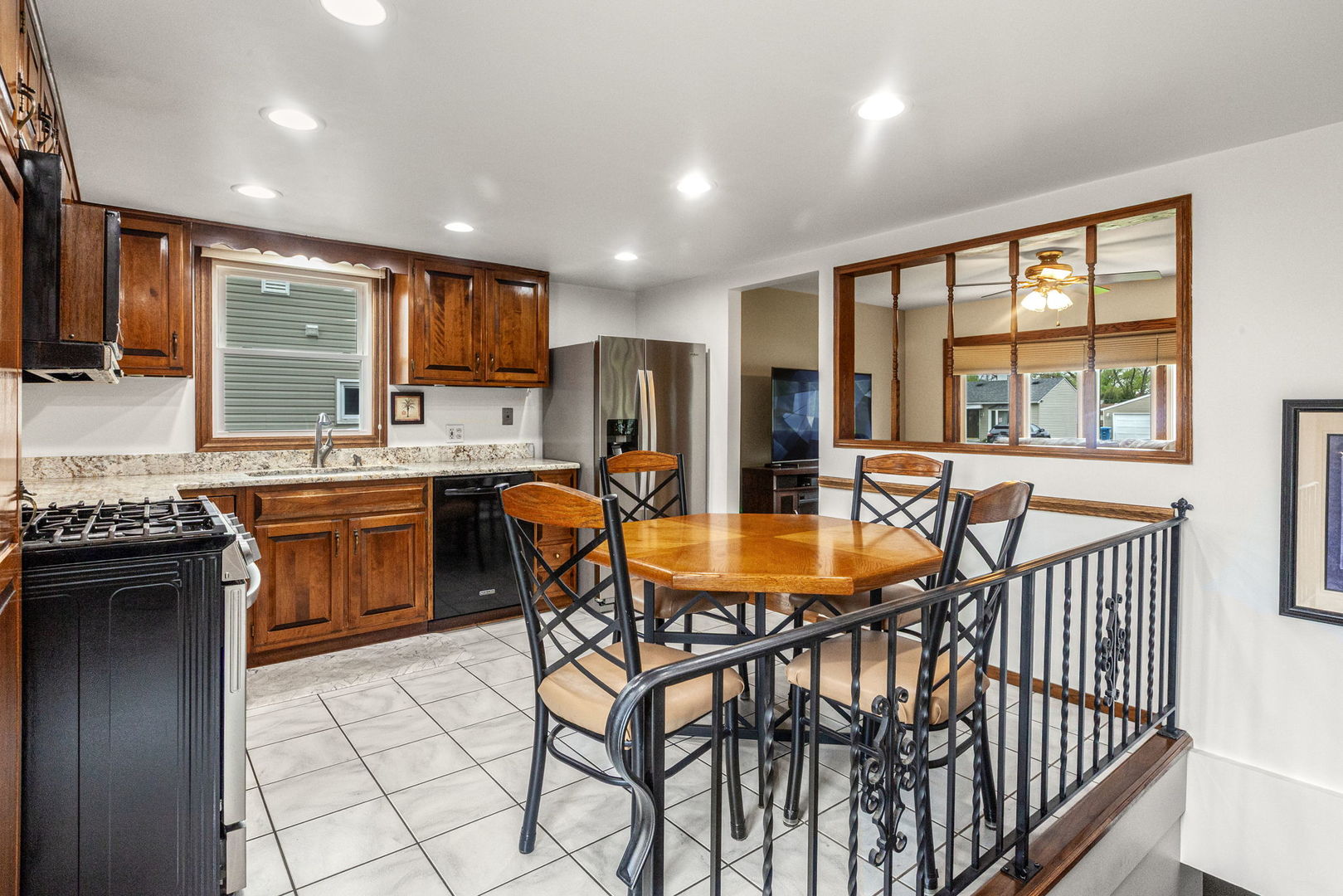 429 Rose Street, Bensenville, IL 60106