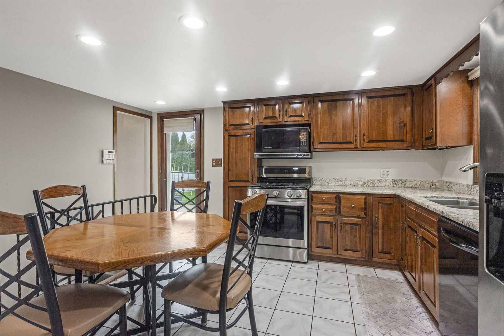 429 Rose Street, Bensenville, IL 60106