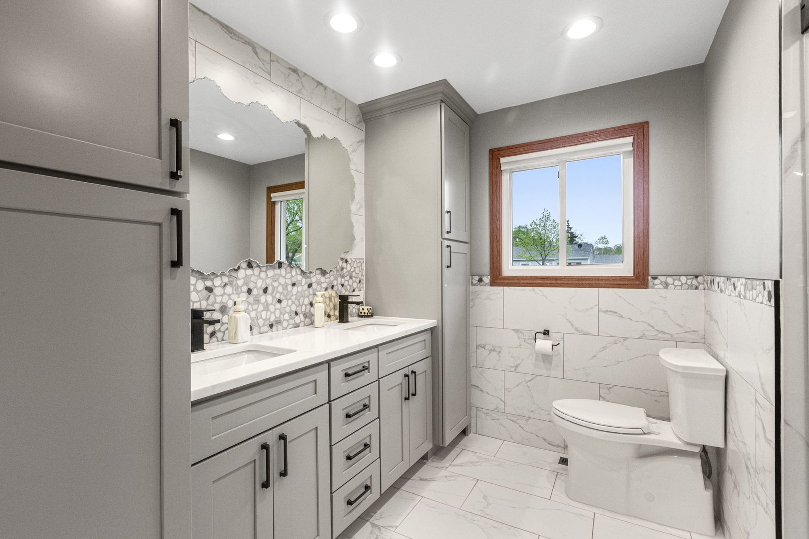 429 Rose Street, Bensenville, IL 60106