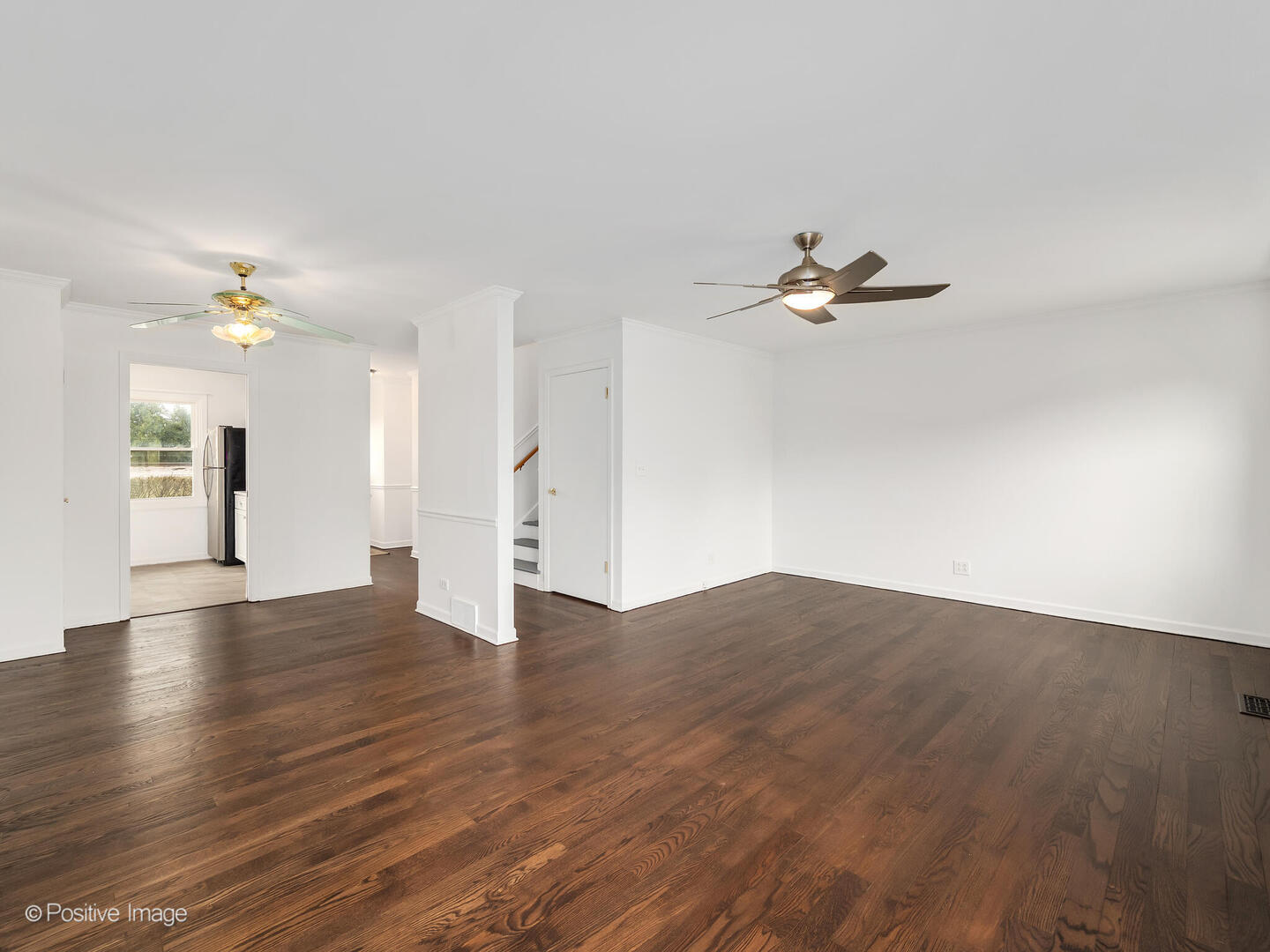 285 E 1st Street, Elmhurst, IL 60126