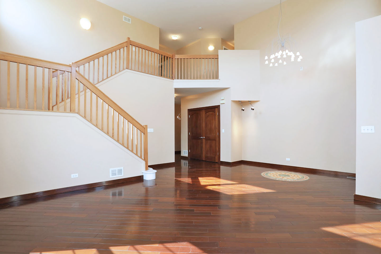 829 Clover Ridge Lane, Itasca, IL 60143