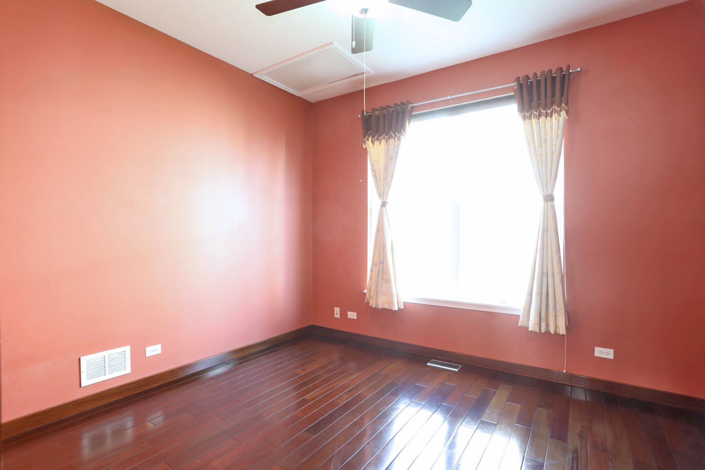 829 Clover Ridge Lane, Itasca, IL 60143