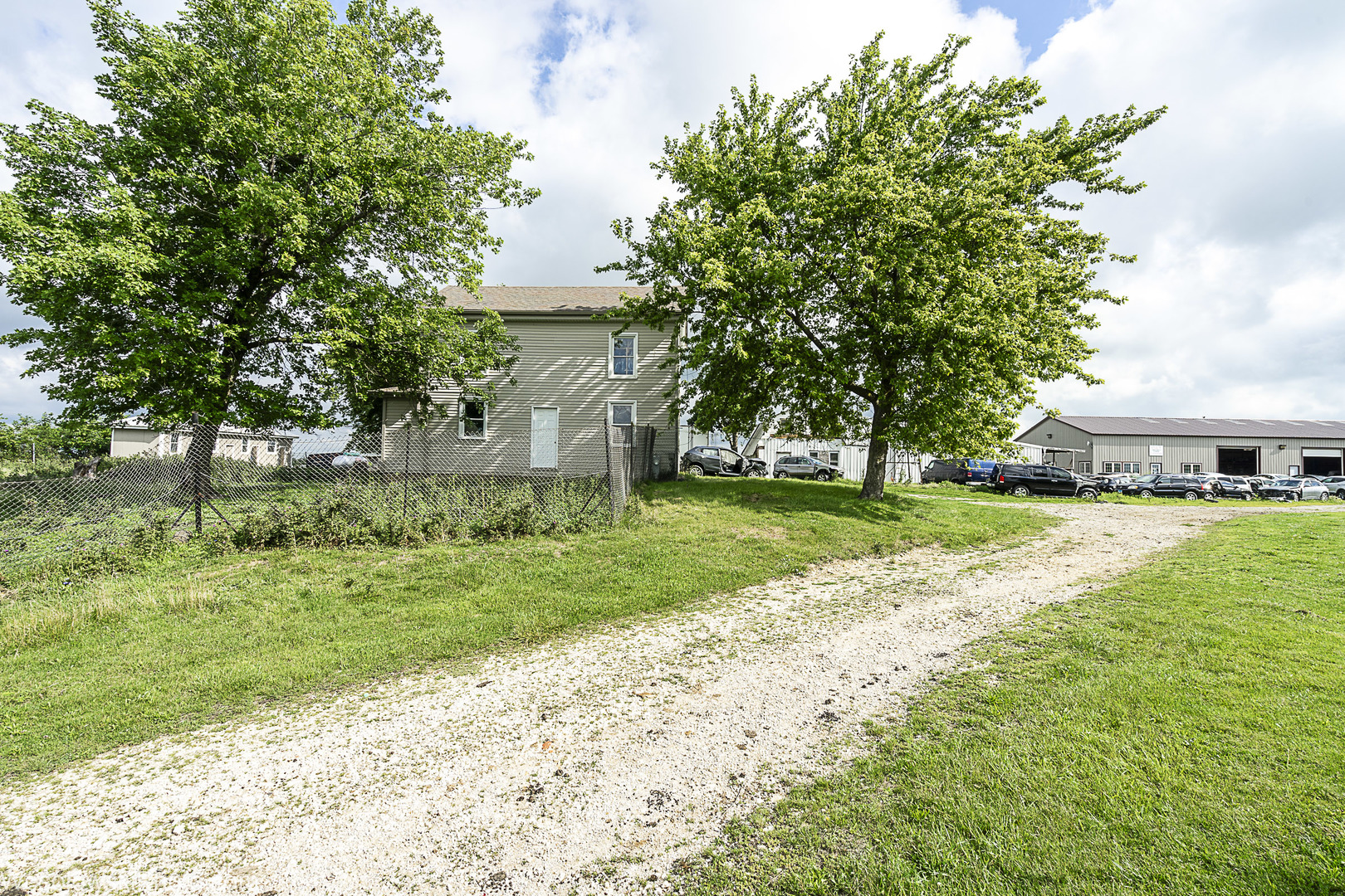 11475 E 3050 North Road, Blackstone, IL 61313