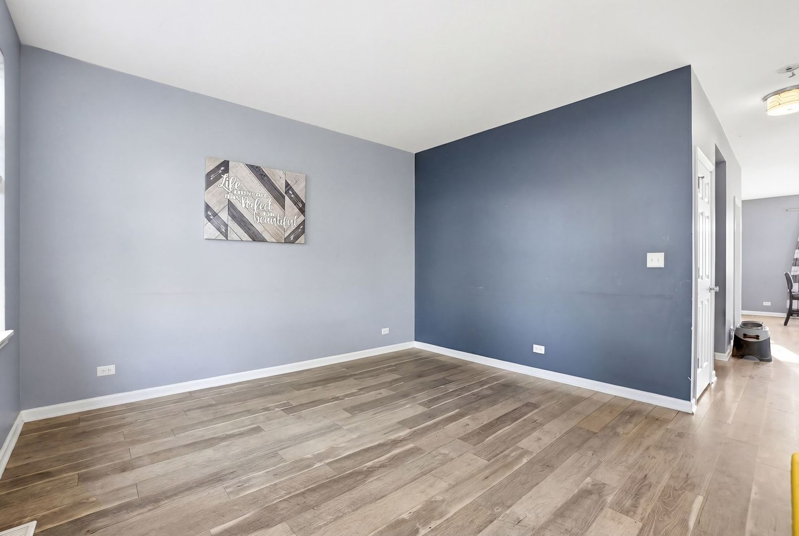 3030 Seekonk Avenue, Elgin, IL 60124