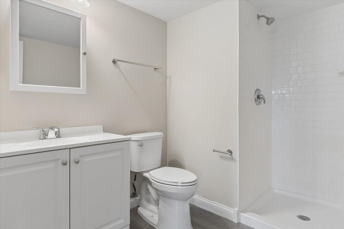 Bolingbrook, IL 60490