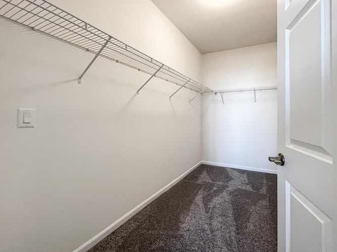 455 RIDGE Lane, Bolingbrook, IL 60440