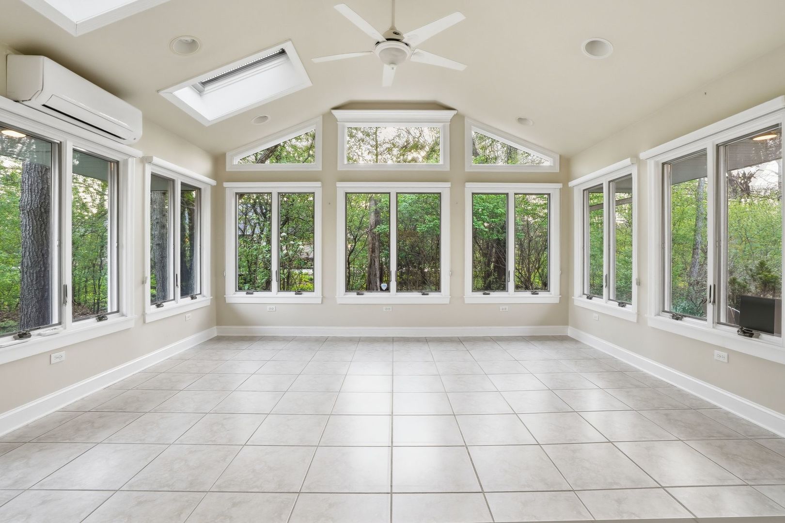 3 Old Creek Road, Palos Park, IL 60464