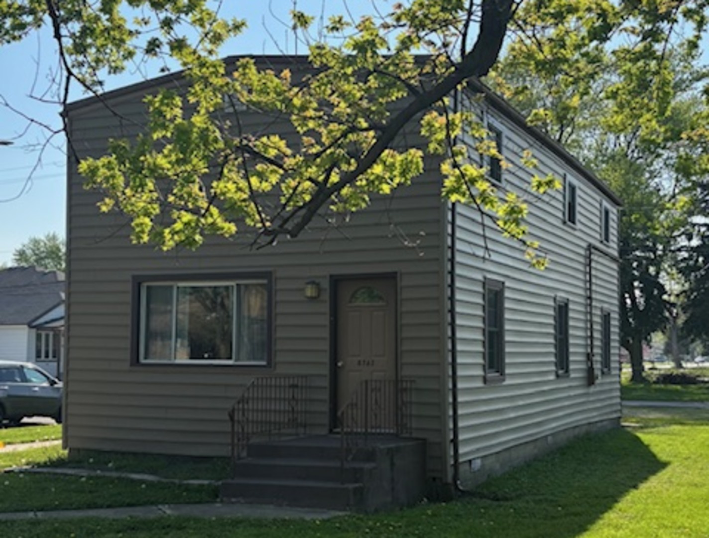 8762 Central Avenue, Oak Lawn, IL 60453