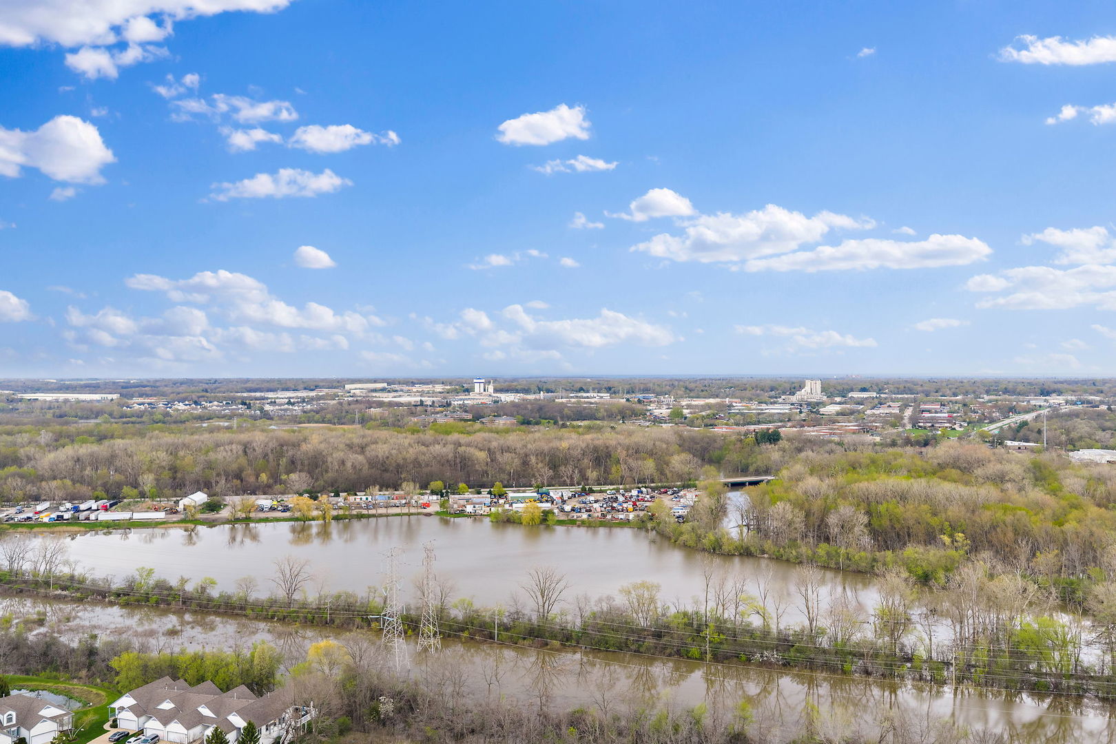 4931 CARRIAGE Drive, Gurnee, IL 60031