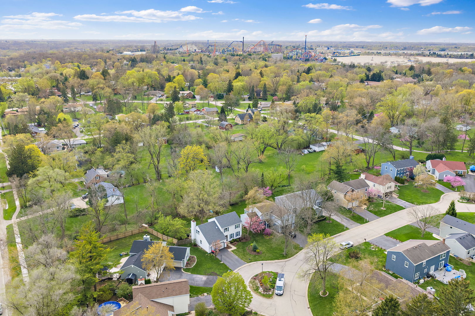 4931 CARRIAGE Drive, Gurnee, IL 60031