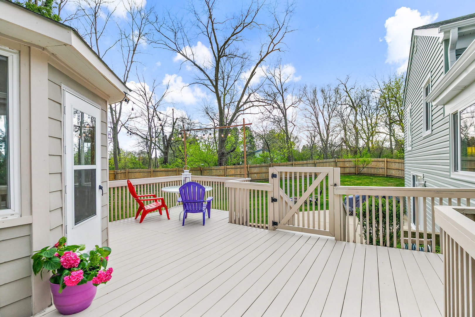 4931 CARRIAGE Drive, Gurnee, IL 60031