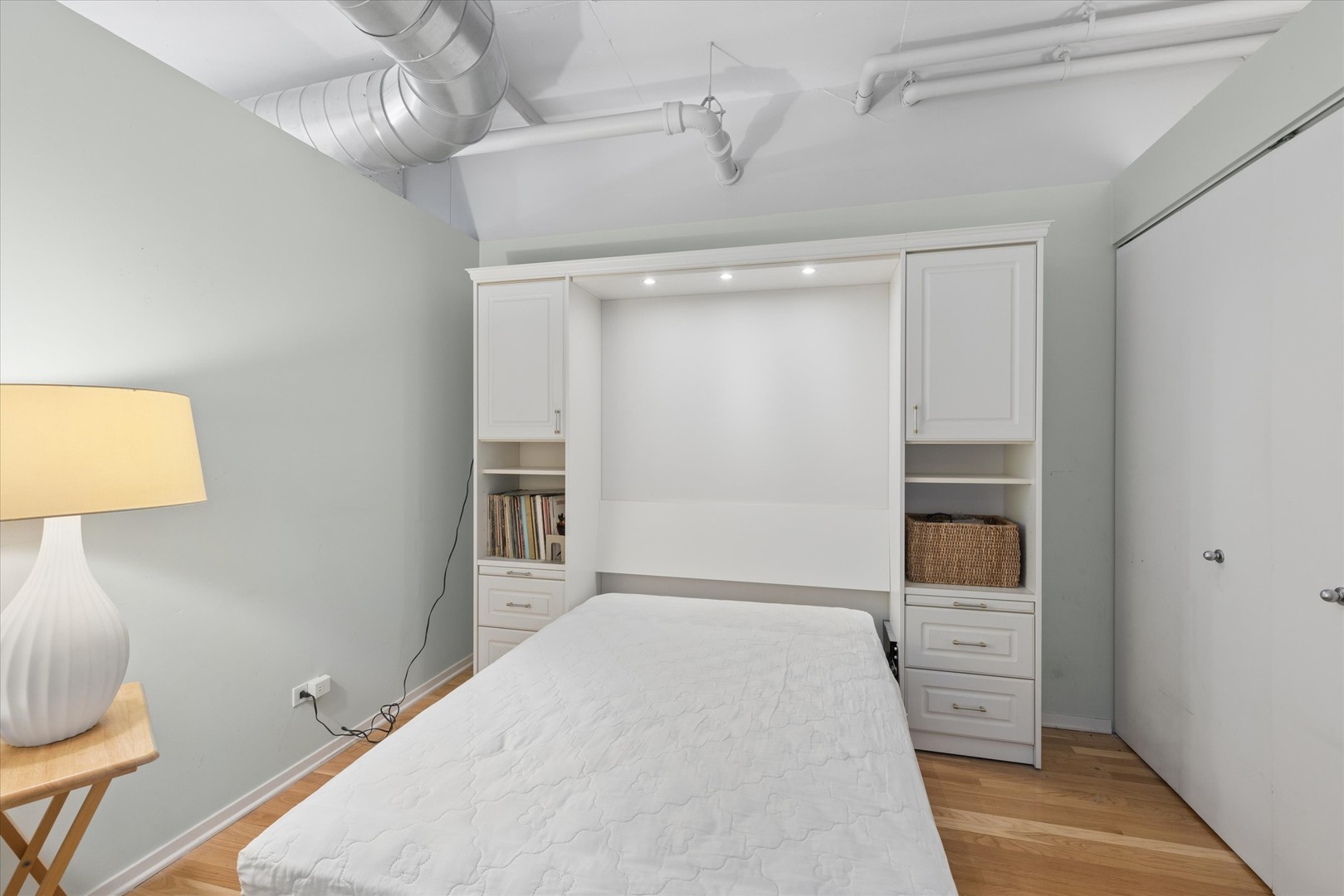 1530 S State Street #17R, Chicago, IL 60605