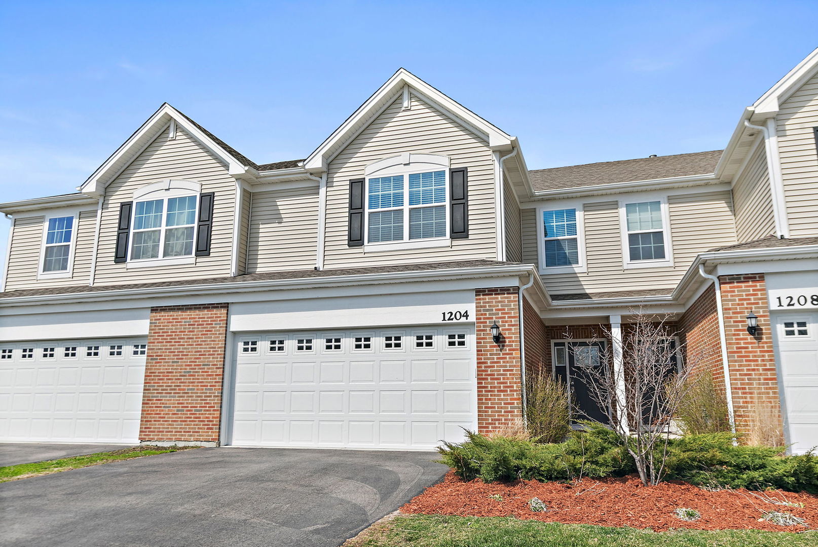 1204 Draper Road, McHenry, IL 60050