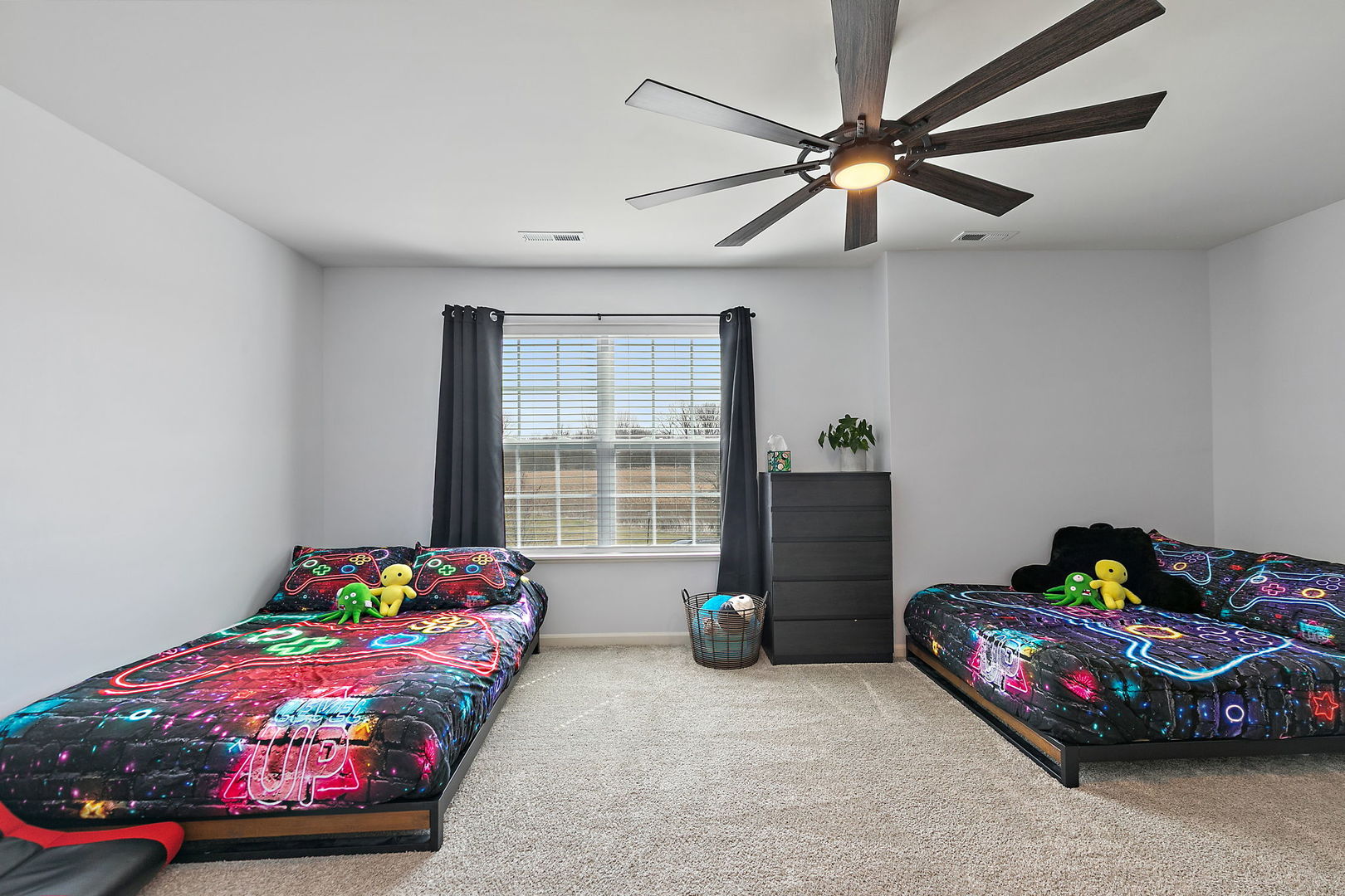 1204 Draper Road, McHenry, IL 60050