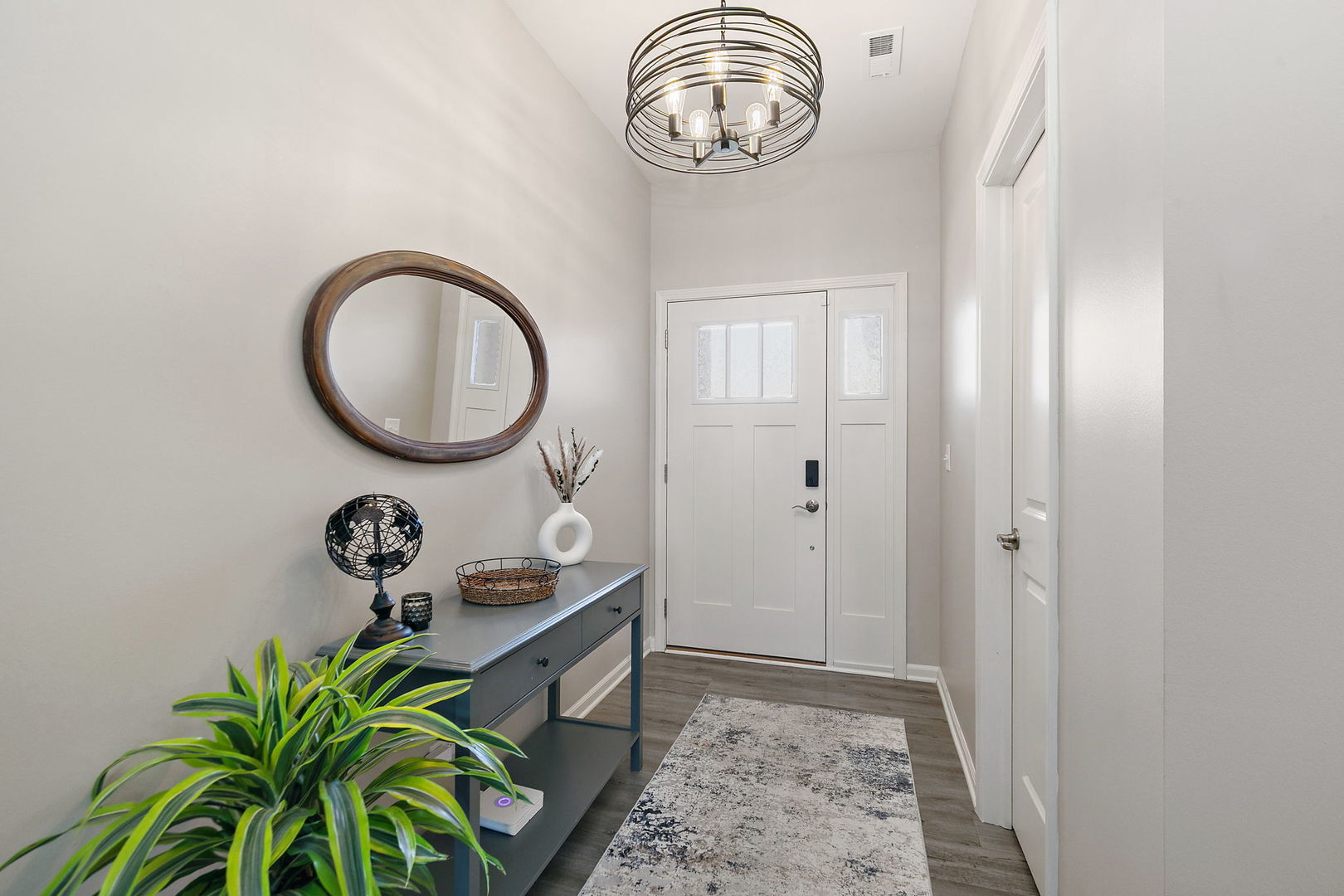 1204 Draper Road, McHenry, IL 60050