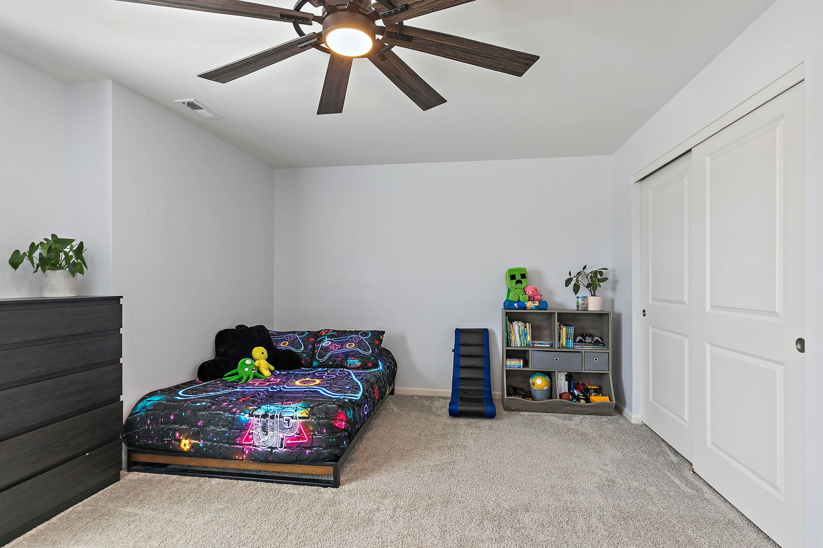 1204 Draper Road, McHenry, IL 60050