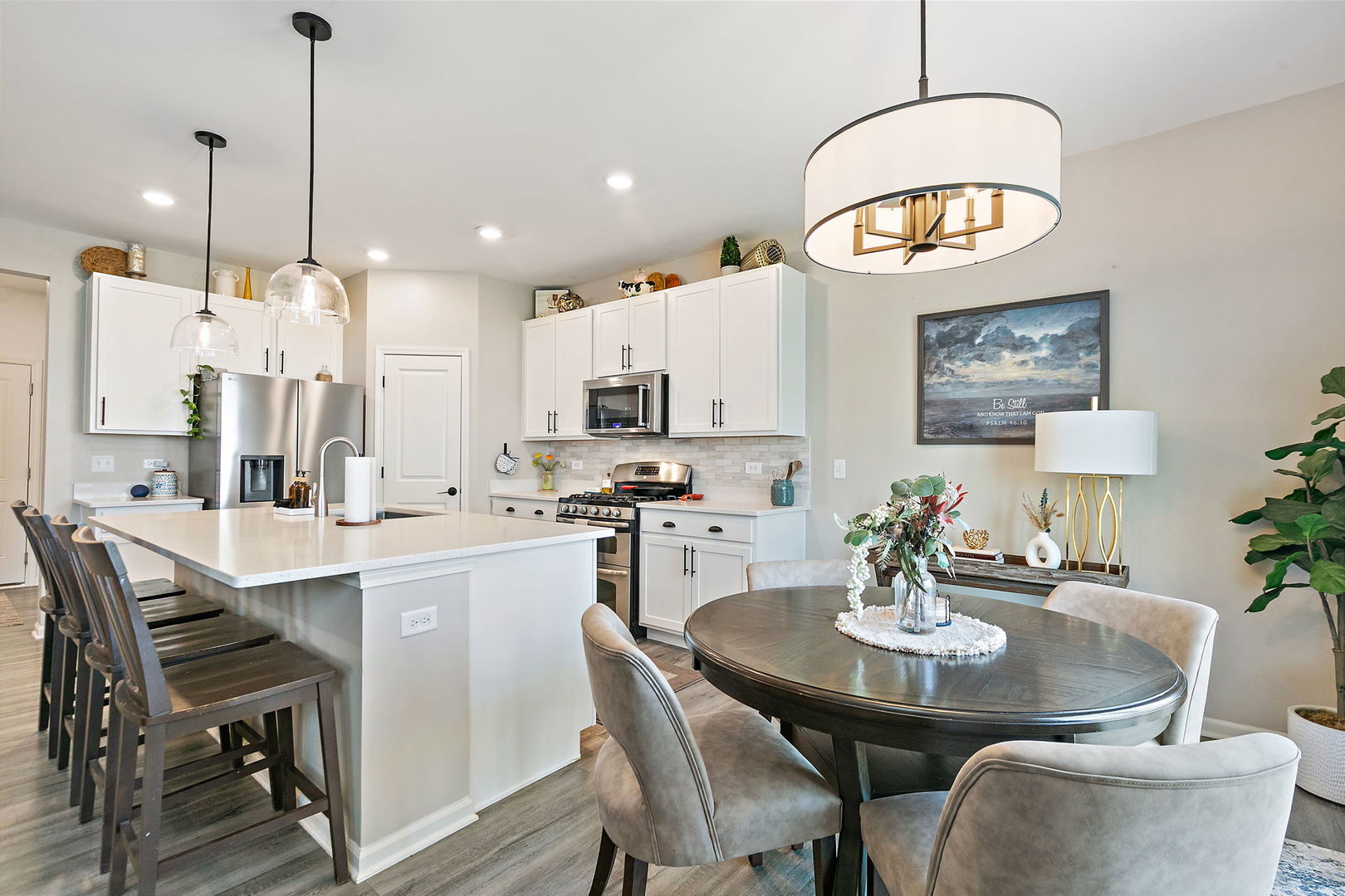 1204 Draper Road, McHenry, IL 60050