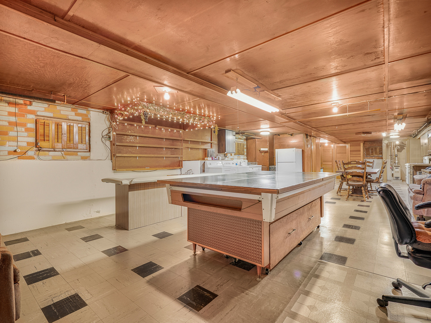 2429 N Newcastle Avenue, Chicago, IL 60707