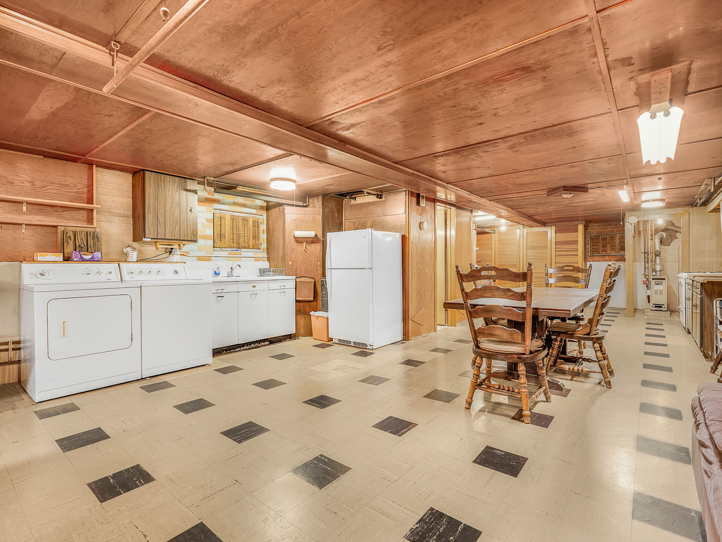 2429 N Newcastle Avenue, Chicago, IL 60707