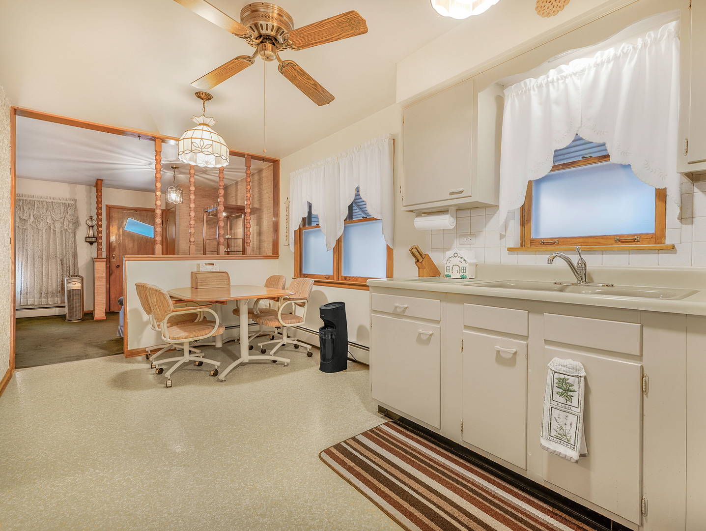 2429 N Newcastle Avenue, Chicago, IL 60707