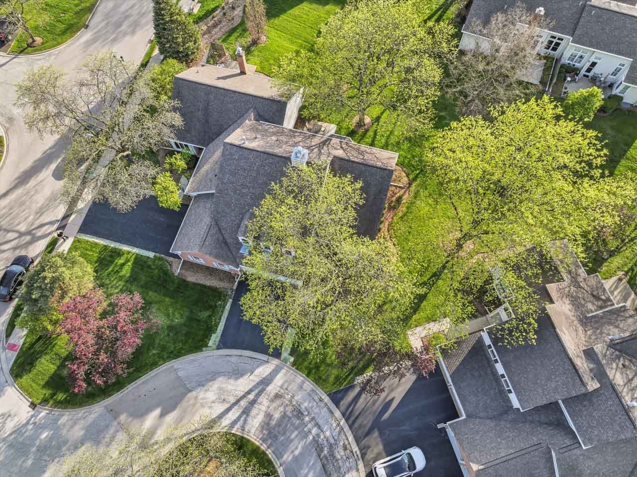 63 Country Club Drive, Prospect Heights, IL 60070