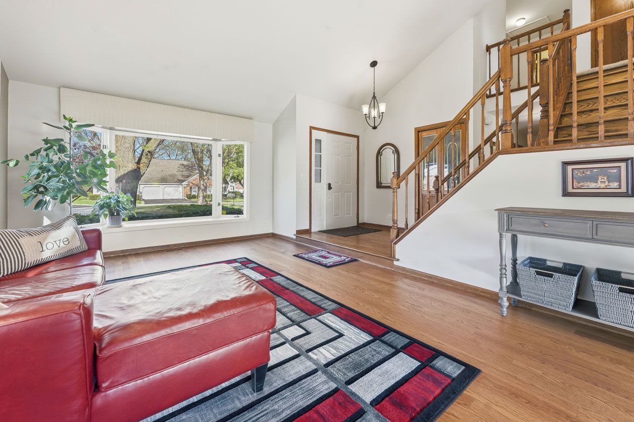 63 Country Club Drive, Prospect Heights, IL 60070