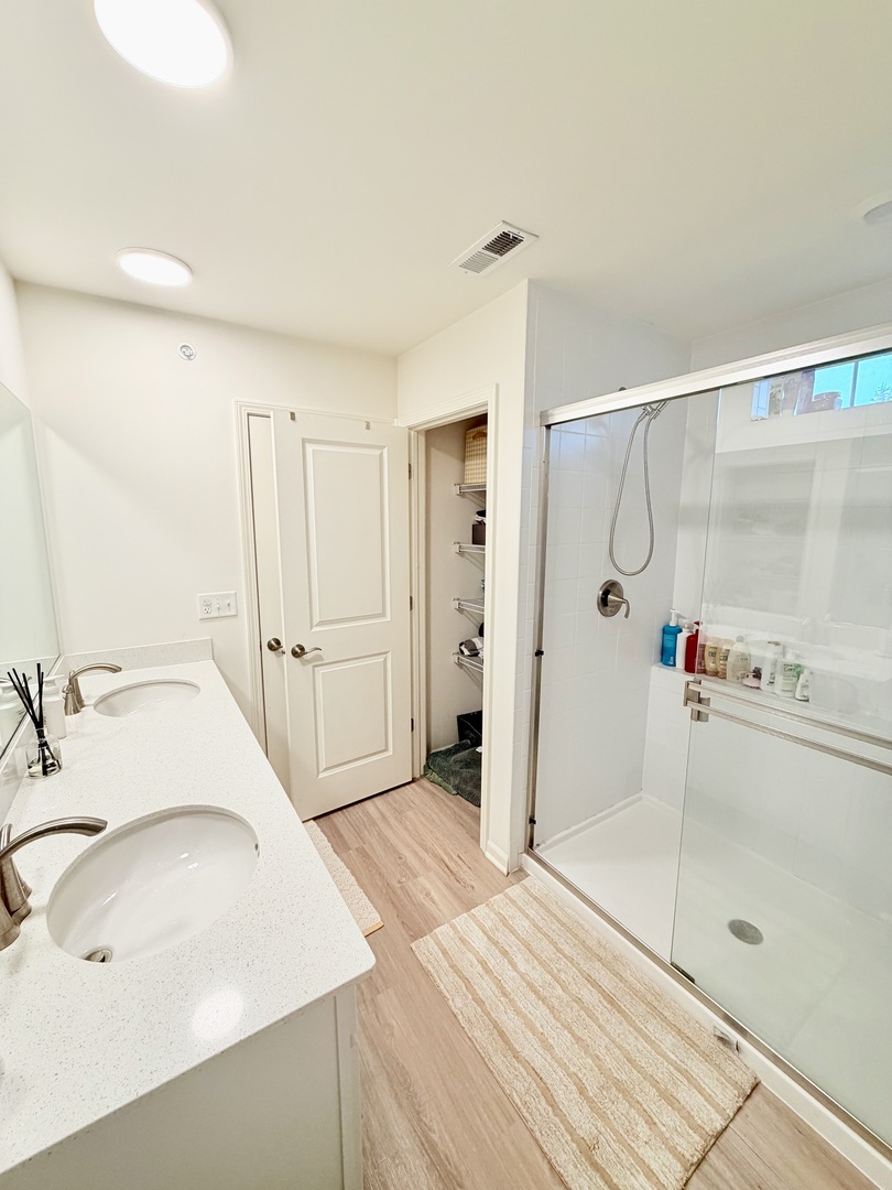 2826 Kessler Drive #2826, Mundelein, IL 60060