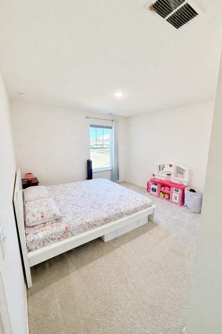 2826 Kessler Drive #2826, Mundelein, IL 60060