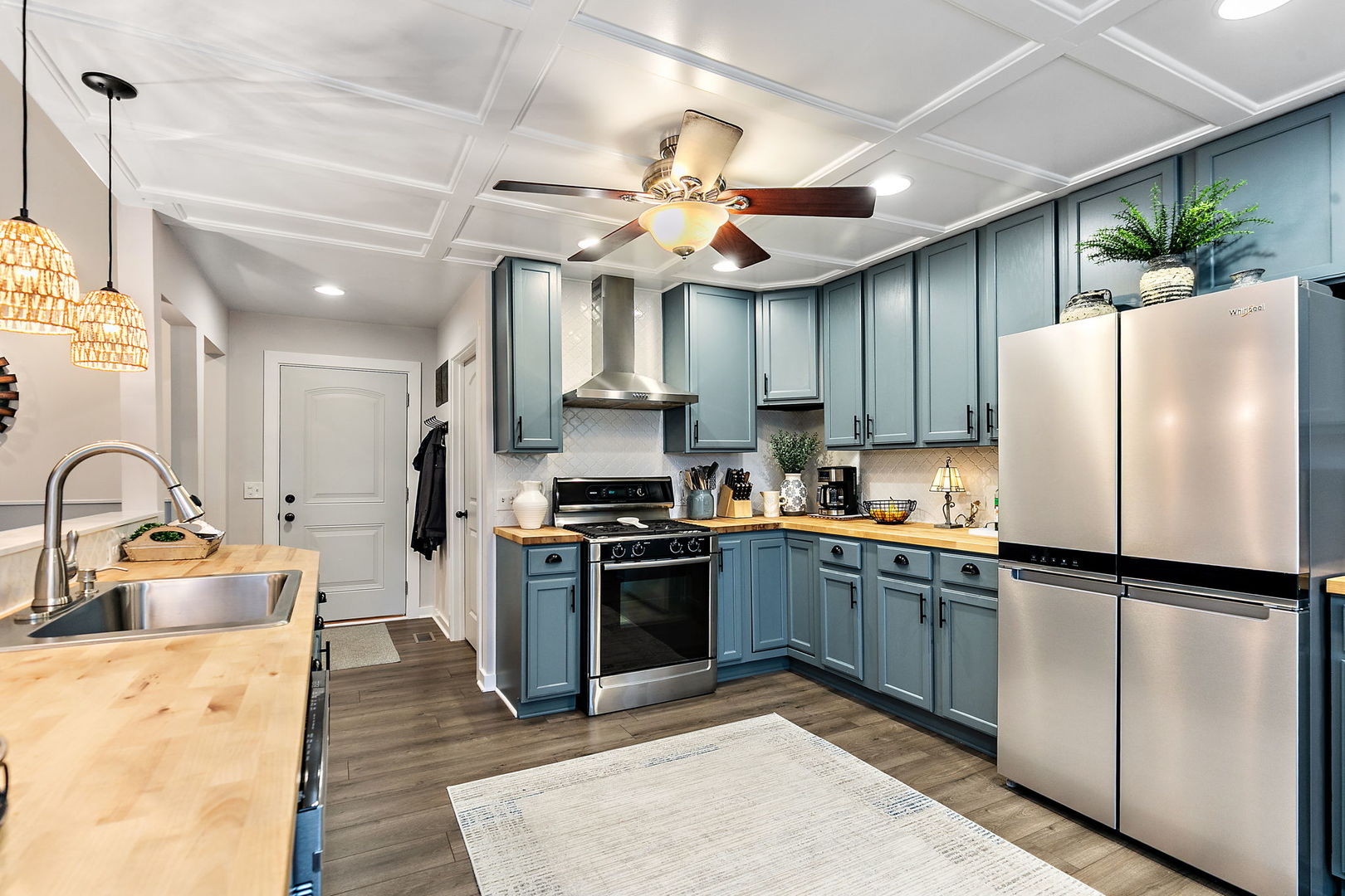 511 W Miller Avenue, Hinckley, IL 60520