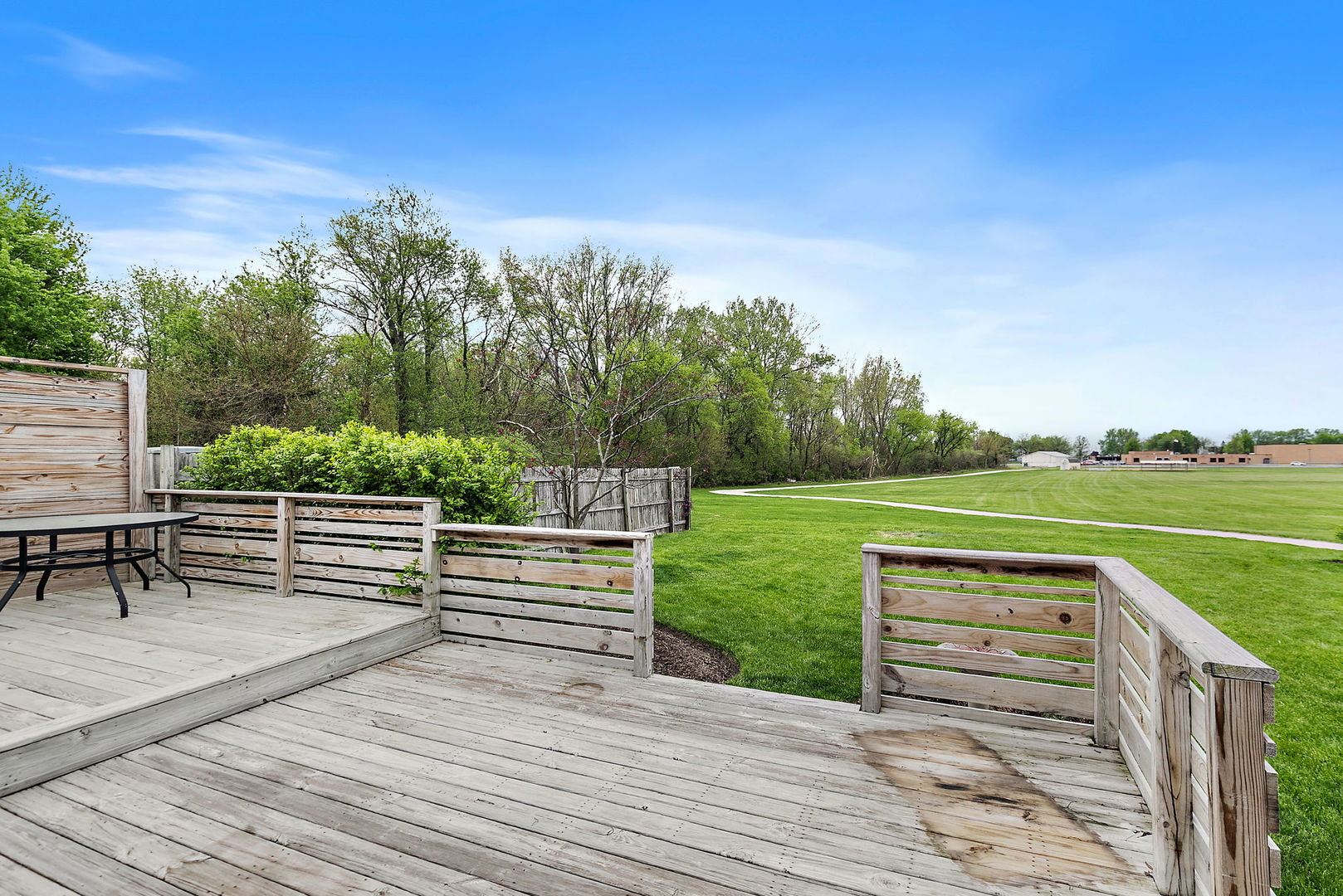 511 W Miller Avenue, Hinckley, IL 60520