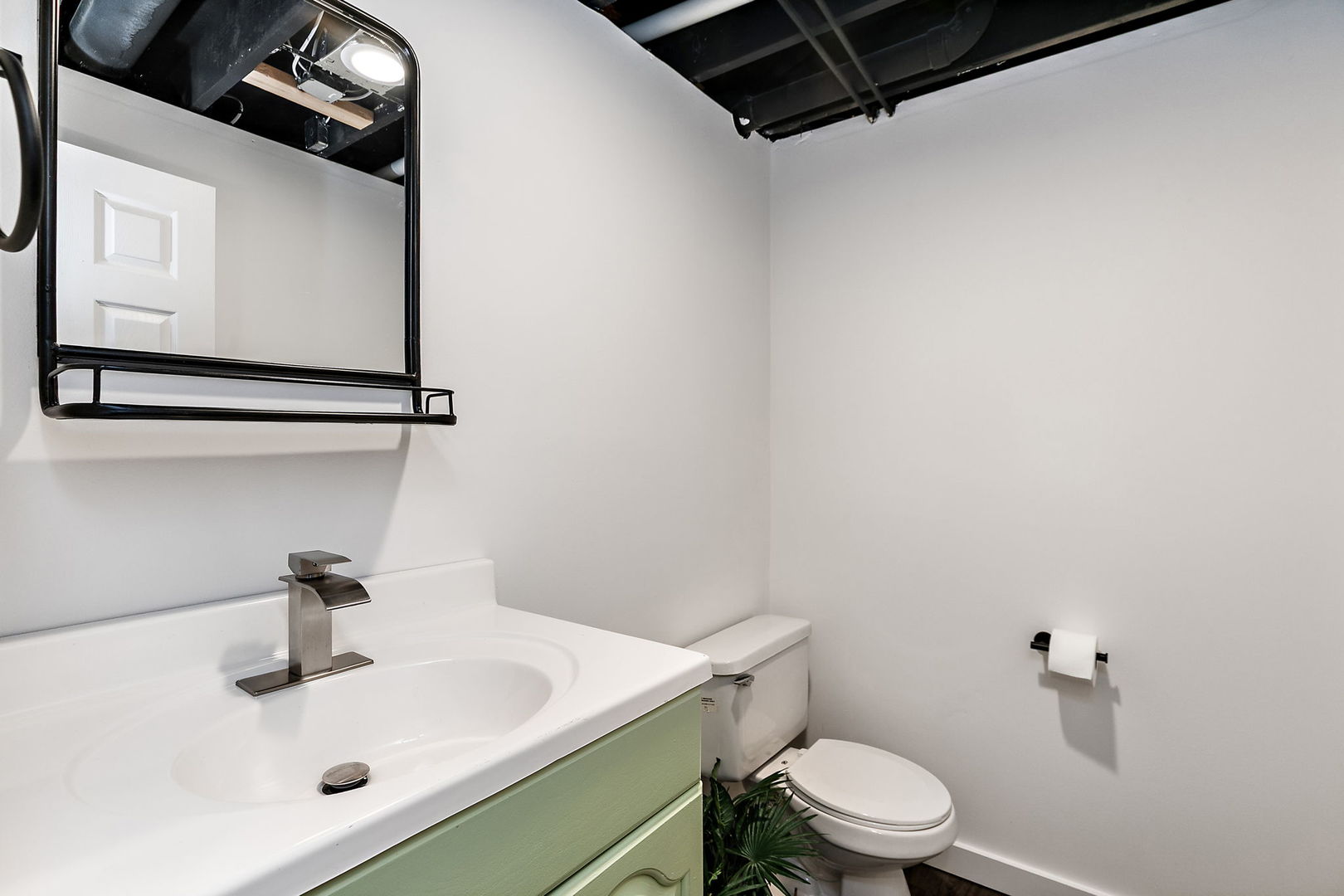 511 W Miller Avenue, Hinckley, IL 60520