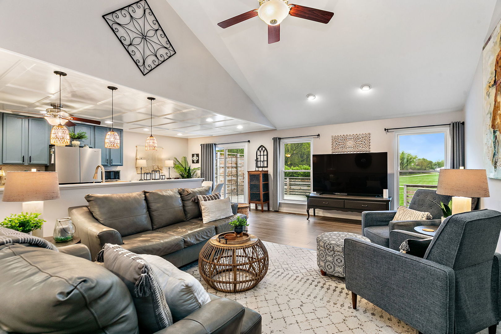 511 W Miller Avenue, Hinckley, IL 60520