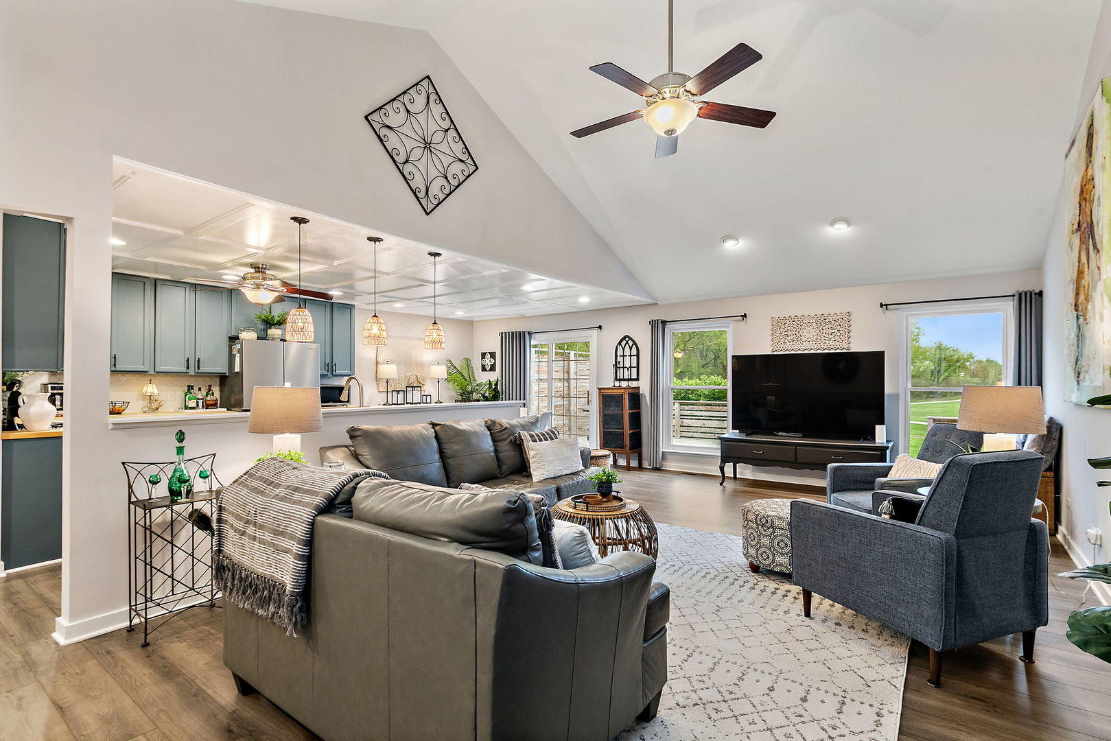 511 W Miller Avenue, Hinckley, IL 60520