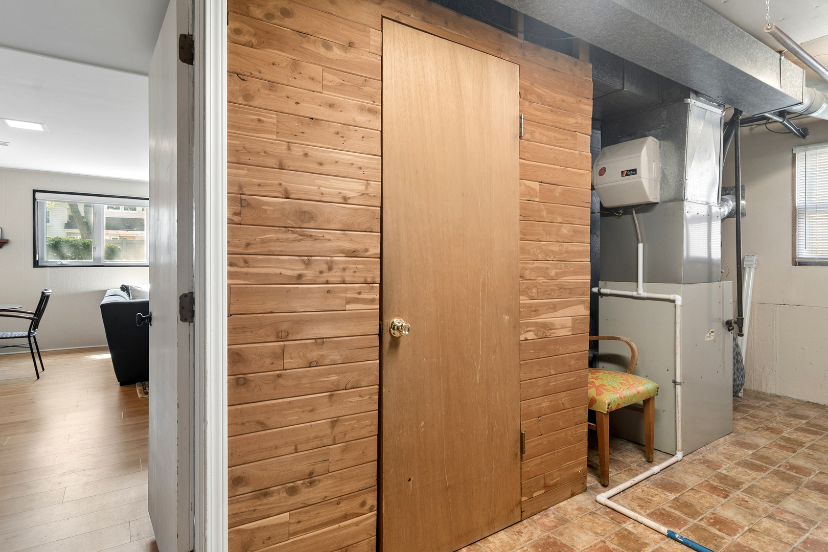 Arlington Heights, IL 60004