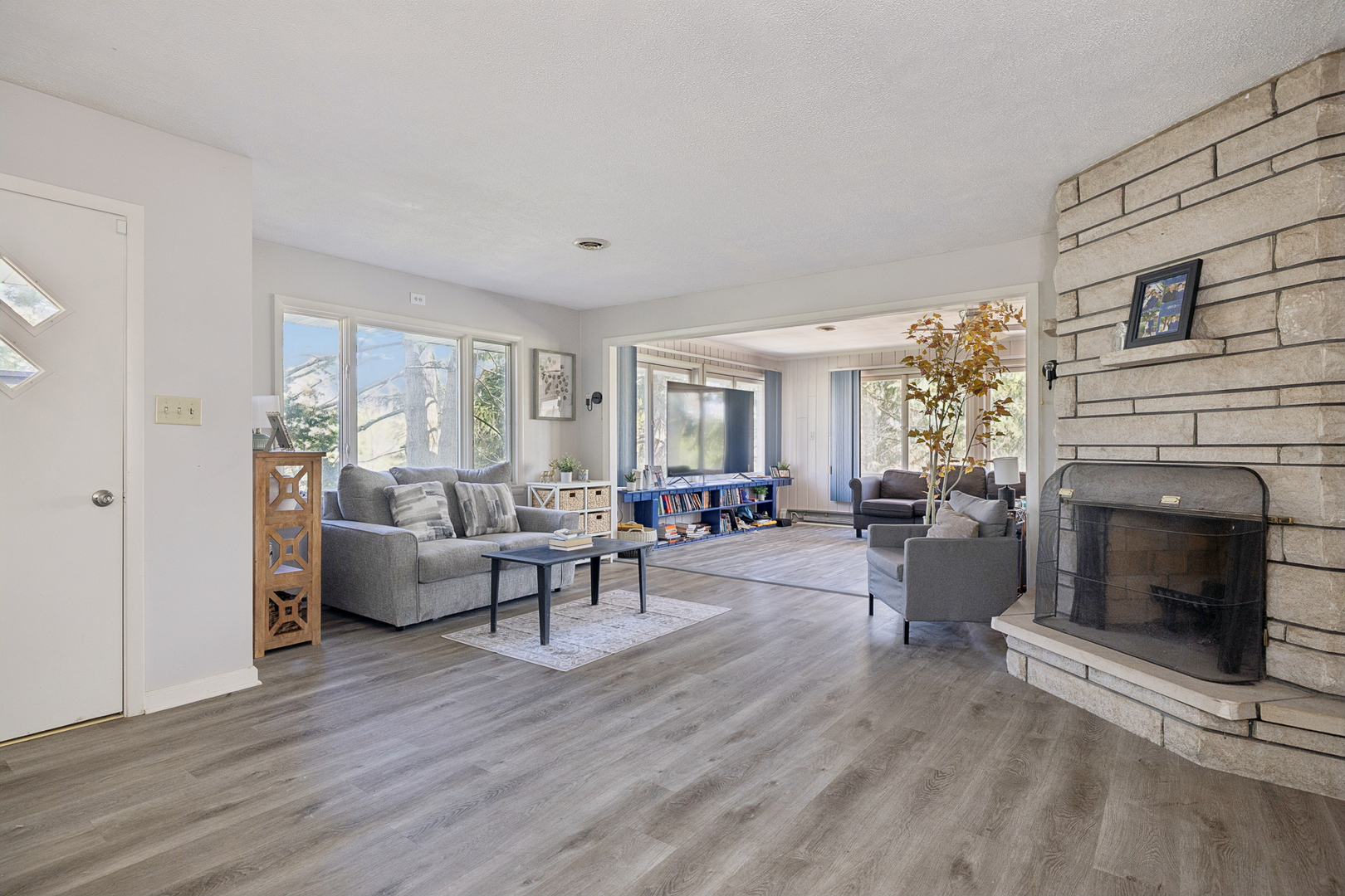 Custer Park, IL 60481