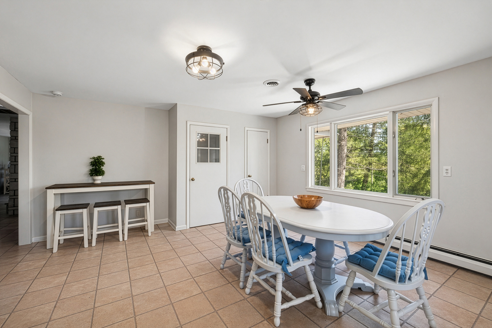 Custer Park, IL 60481