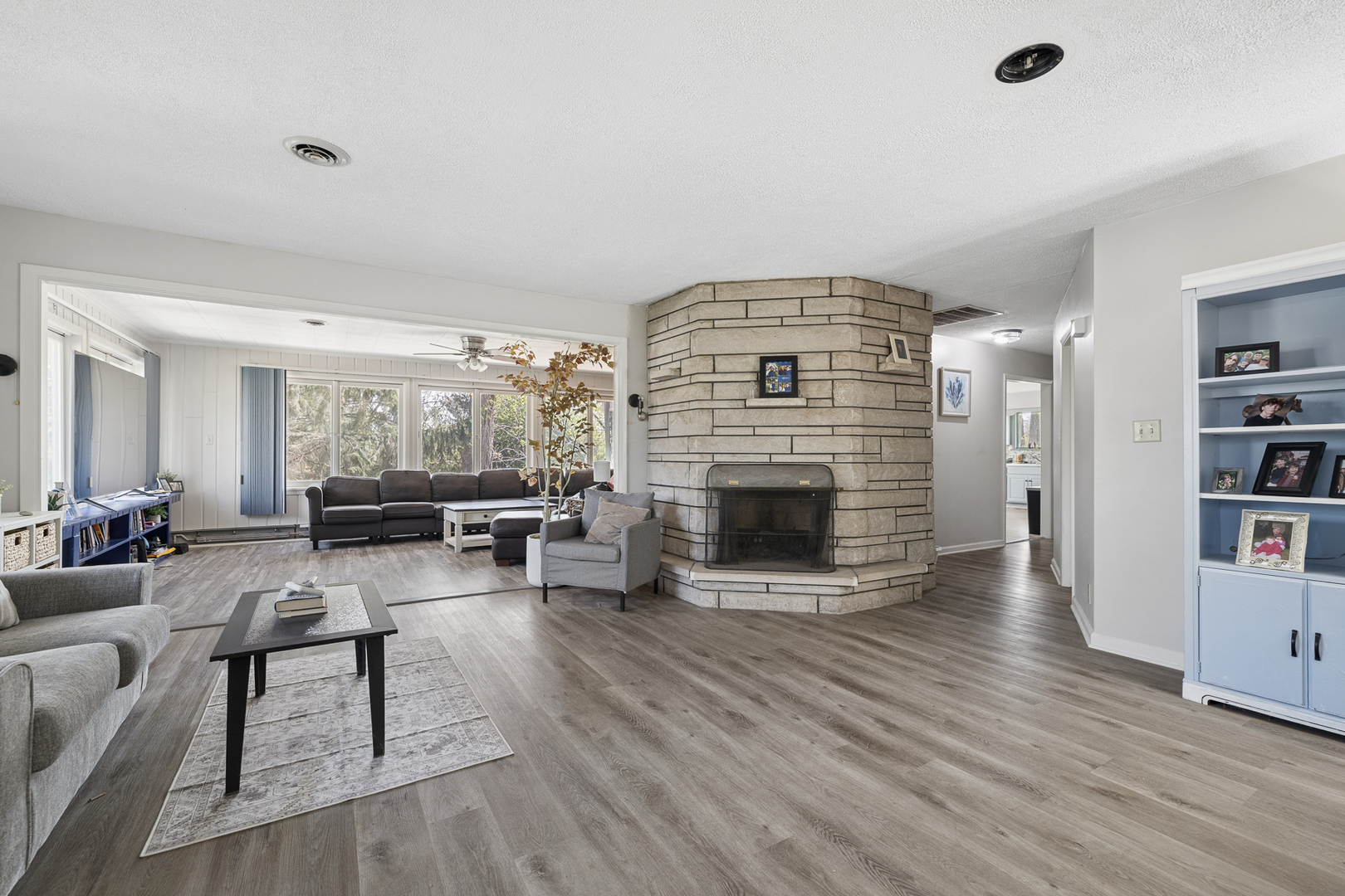 Custer Park, IL 60481