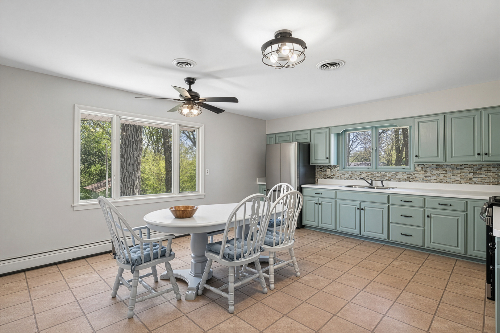 Custer Park, IL 60481