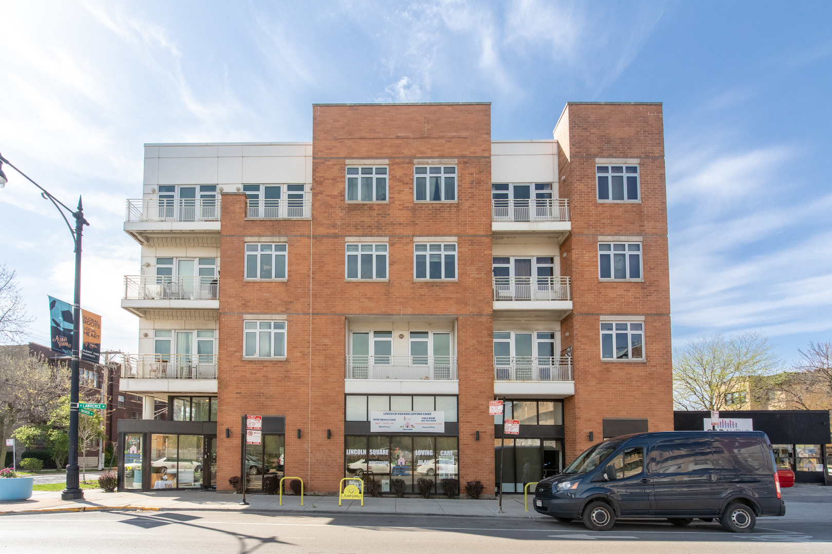 4770 N Manor Avenue #404, Chicago, IL 60625
