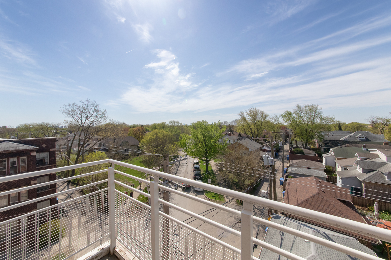 4770 N Manor Avenue #404, Chicago, IL 60625