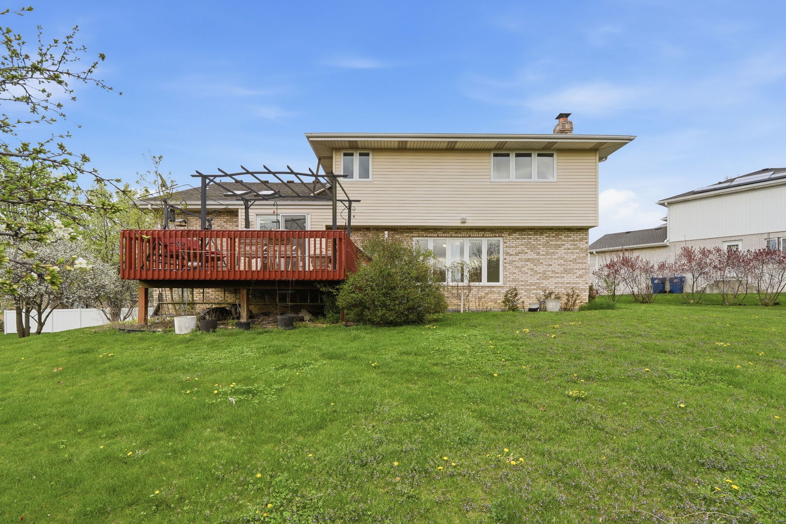 8920 Emerald Court, Hickory Hills, IL 60457