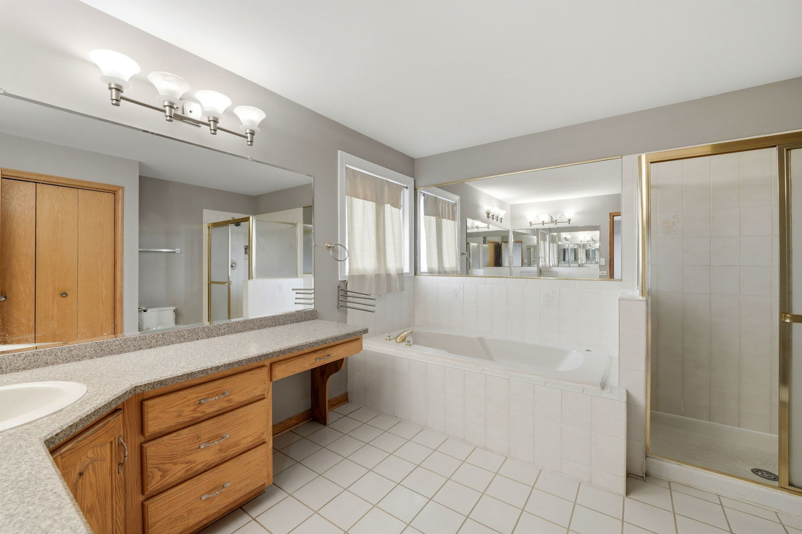 8920 Emerald Court, Hickory Hills, IL 60457