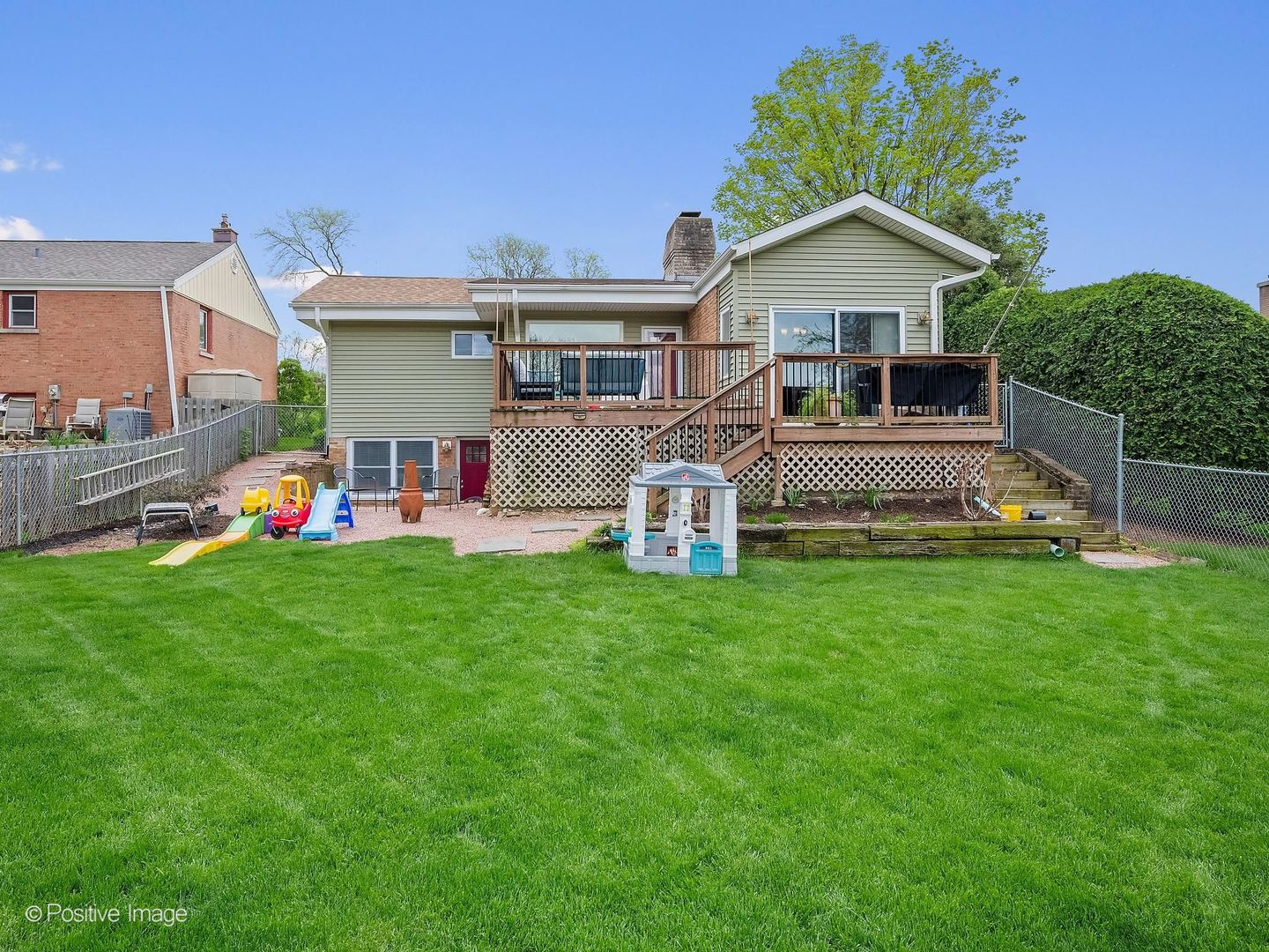 136 Green Valley Drive, Lombard, IL 60148