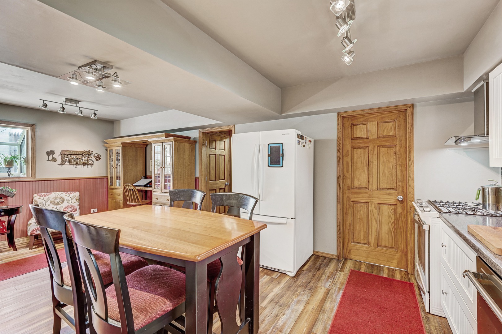 445 Golf Road, Crystal Lake, IL 60014