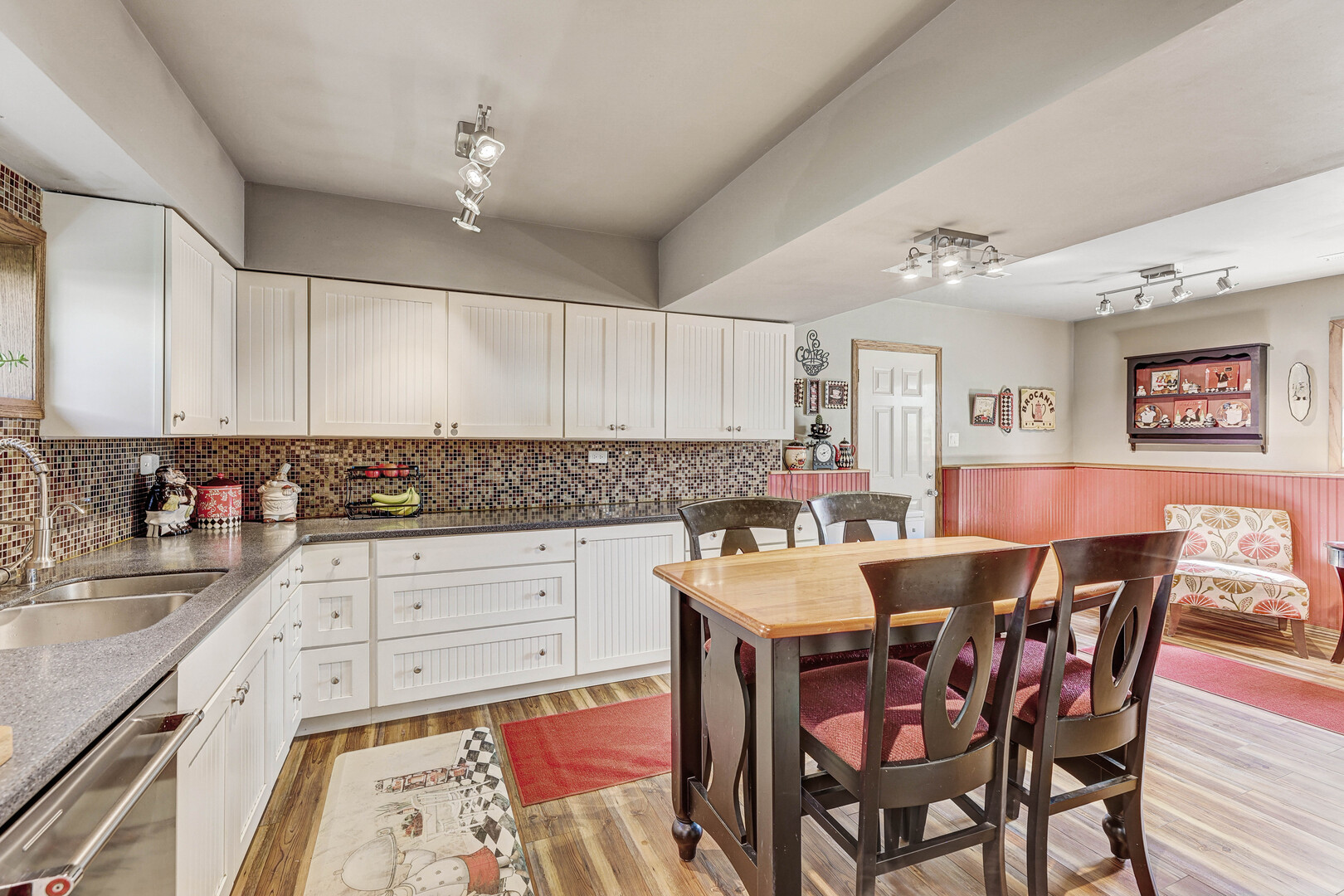 445 Golf Road, Crystal Lake, IL 60014