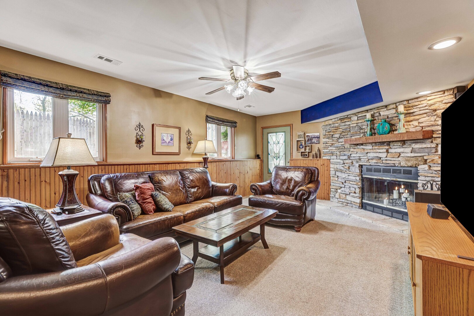 445 Golf Road, Crystal Lake, IL 60014