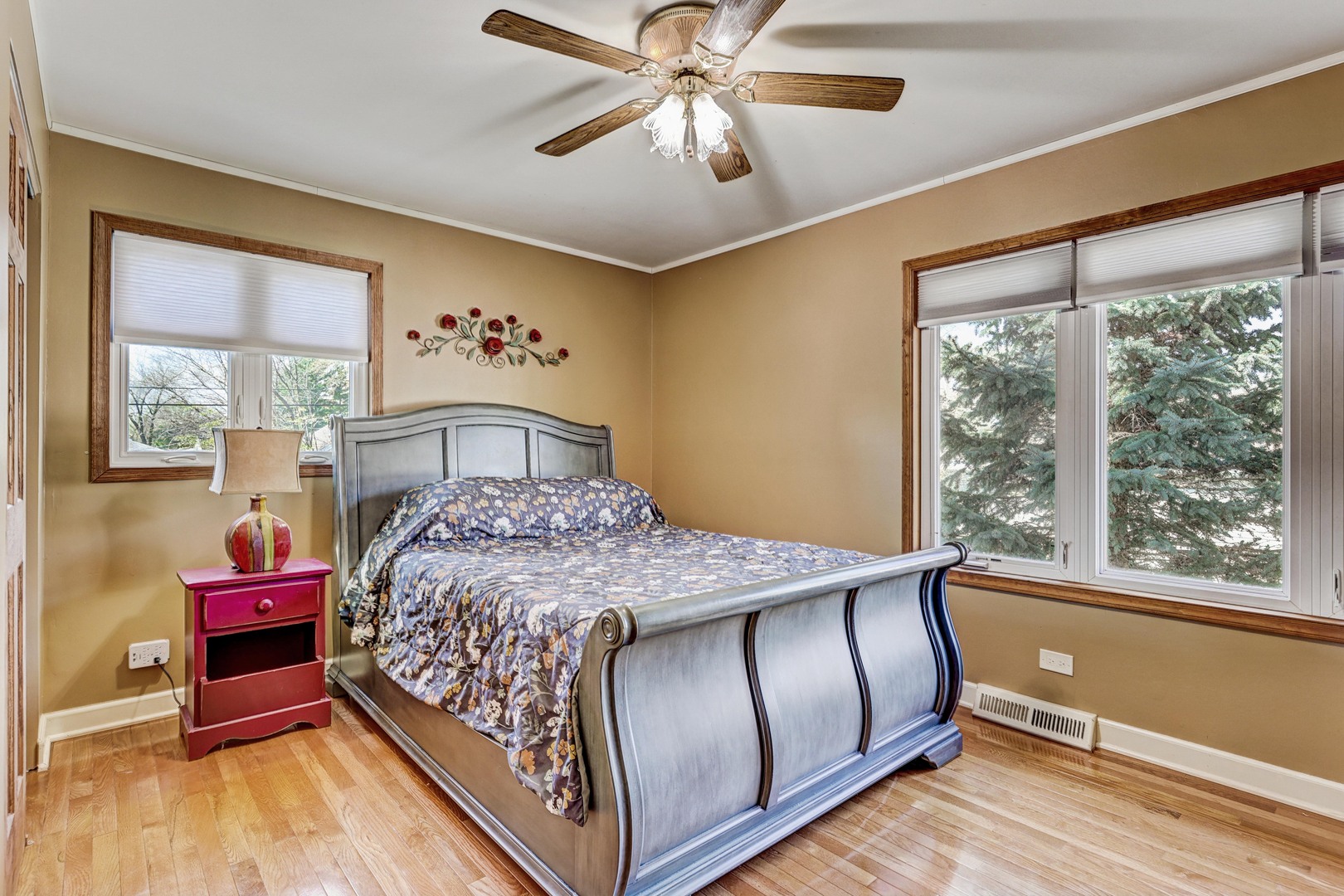 445 Golf Road, Crystal Lake, IL 60014