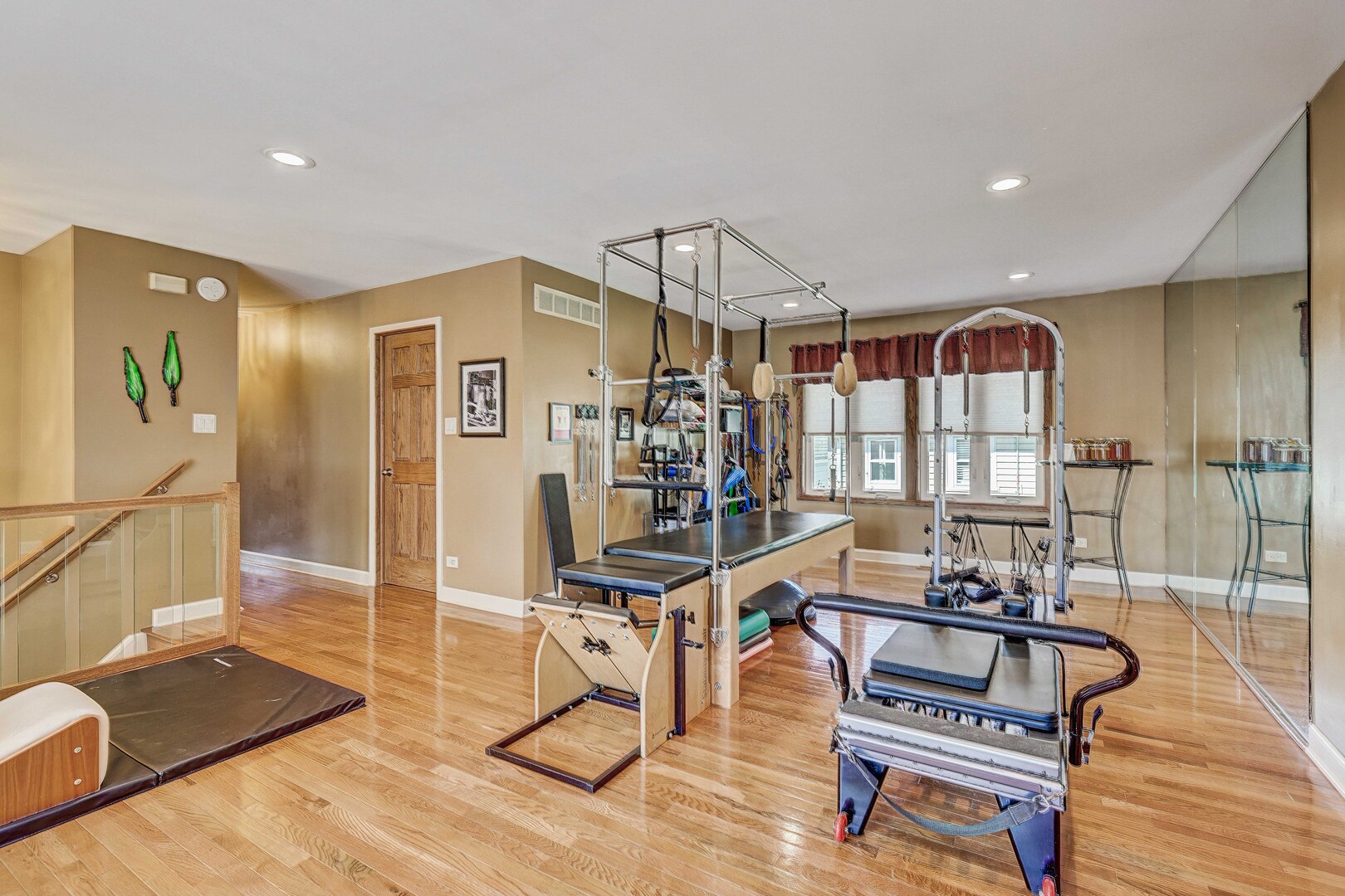 445 Golf Road, Crystal Lake, IL 60014