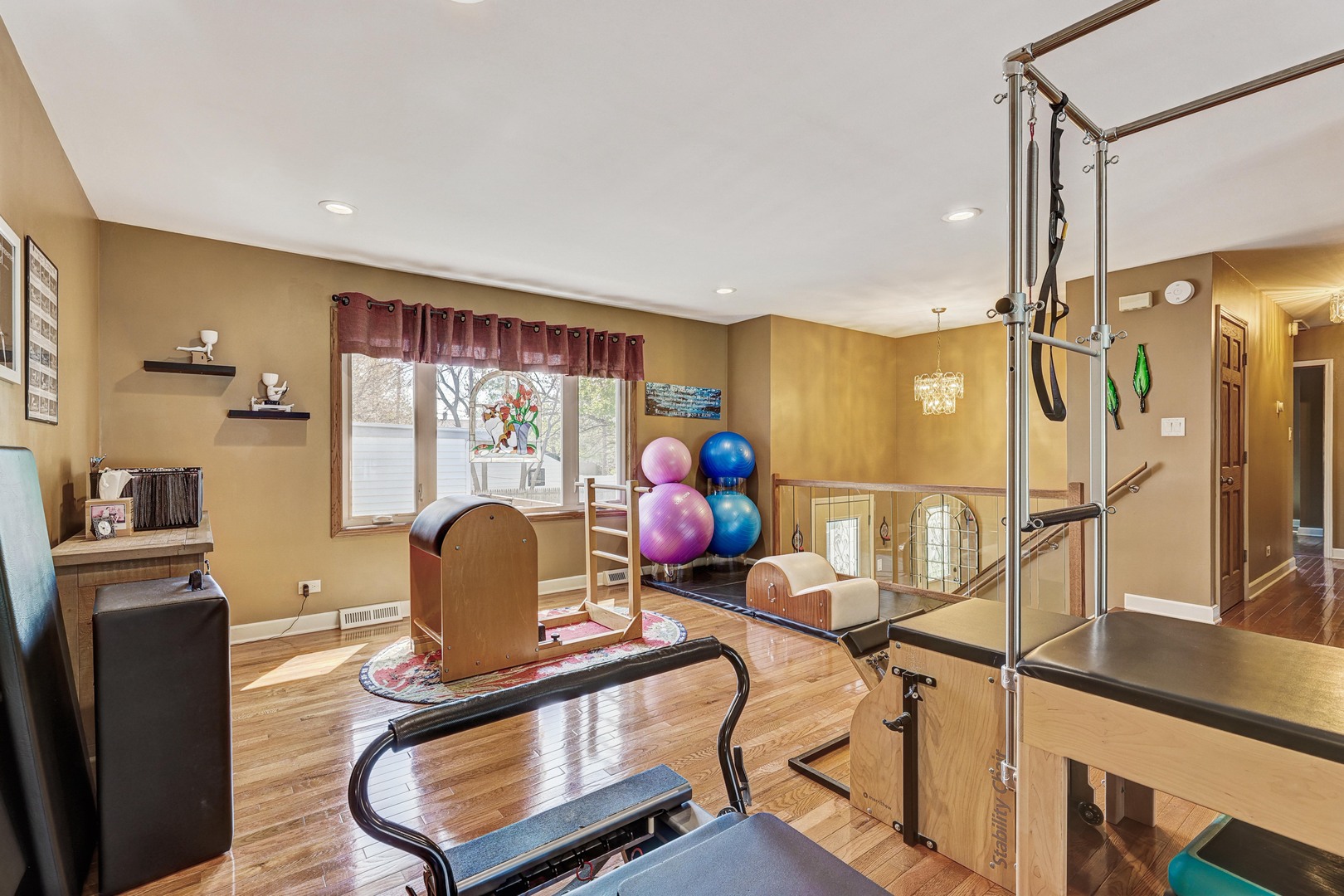 445 Golf Road, Crystal Lake, IL 60014