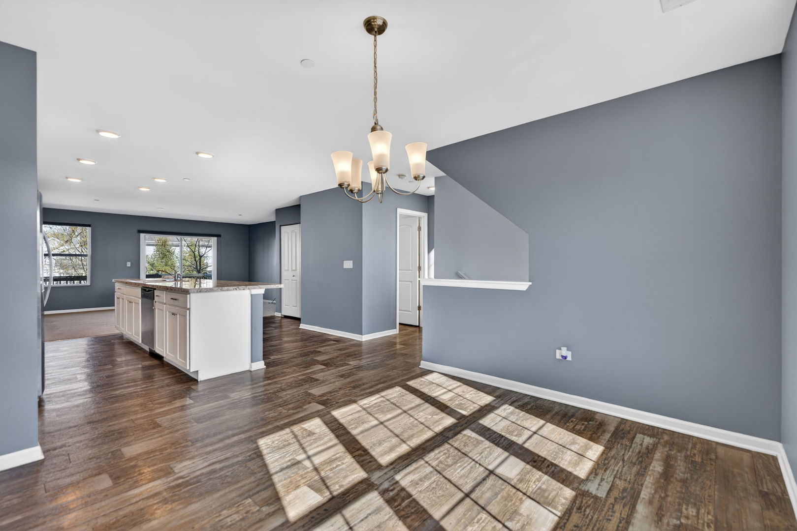 1452 Lakeridge Court, Mundelein, IL 60060